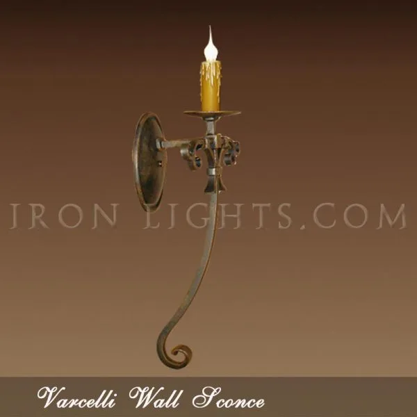 Varcelli indoor sconce